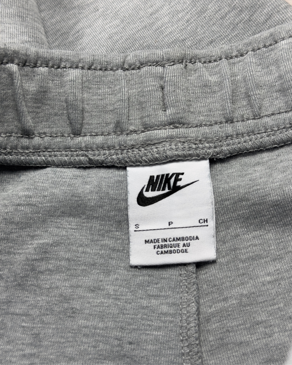 Tuta Nike Tech